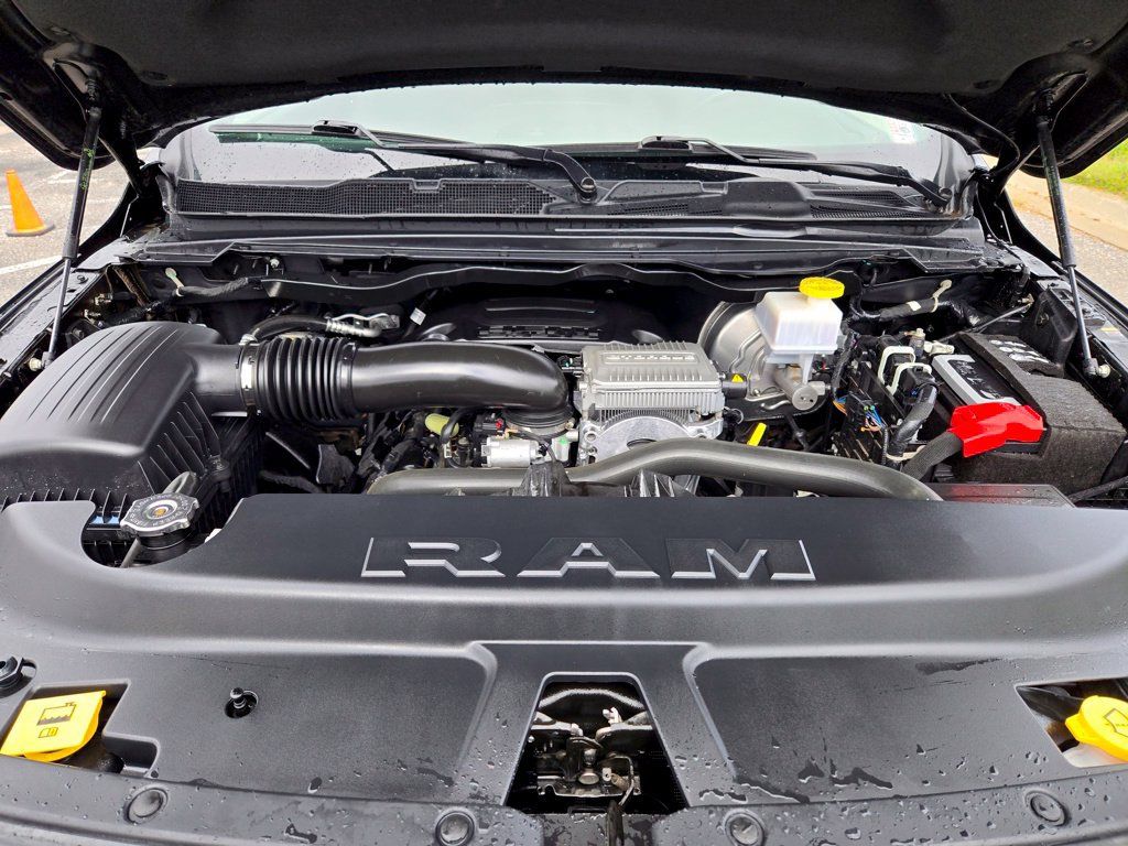 Used 2024 RAM 1500 Big Horn AWD/4WD image 33