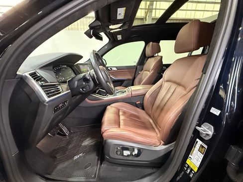 Used 2020 BMW X7 M50i AWD/4WD image 18