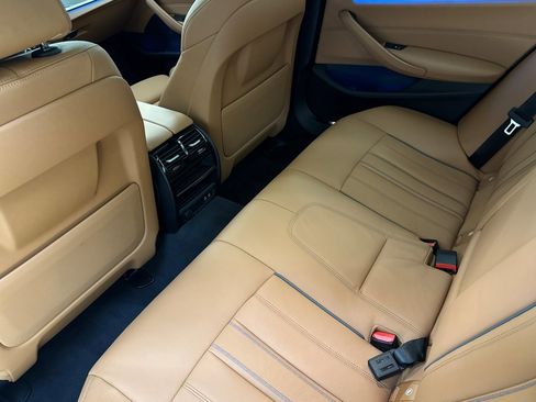 Certified 2023 BMW 530e w/ M Sport Package RWD image 27
