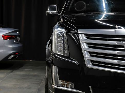 Used 2016 Cadillac Escalade Platinum image 60