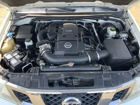 Used 2019 Nissan Frontier SV image 24