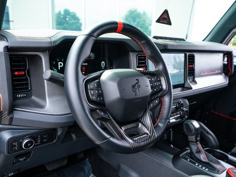 Used 2025 Ford Bronco Raptor AWD/4WD image 29