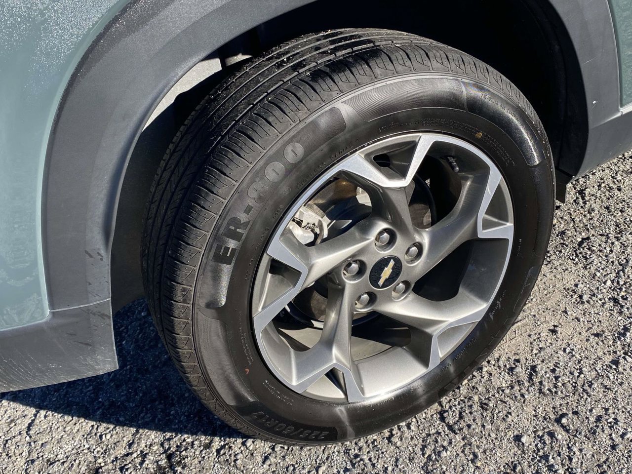 Used 2025 Chevrolet Trax LT FWD image 11