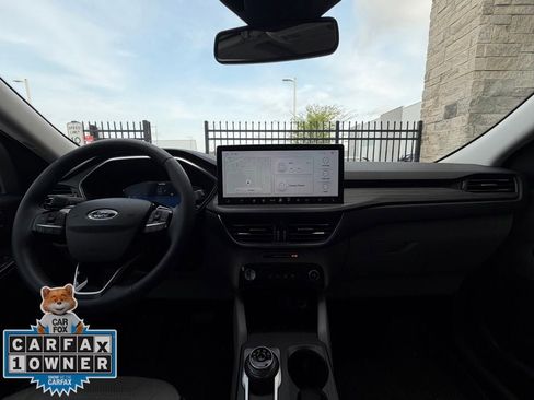 Used 2023 Ford Escape SE w/ PHEV Premium Package image 31