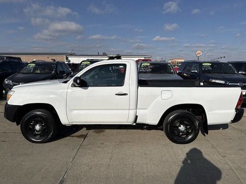 Used 2014 Toyota Tacoma 2WD Regular Cab image 3