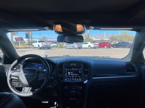 Used 2022 Chrysler 300 S image 20