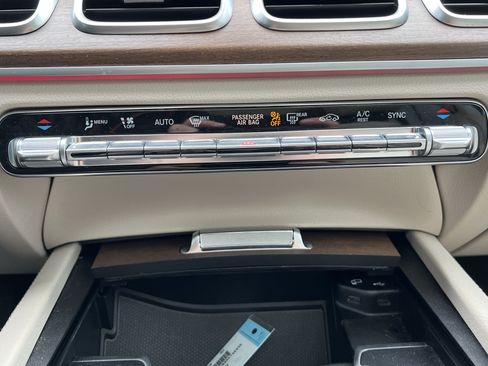 Certified 2022 Mercedes-Benz GLE 350 4MATIC image 30