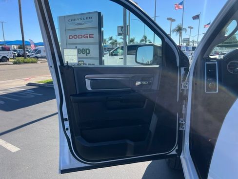 Used 2024 RAM 1500 Classic SLT AWD/4WD image 27