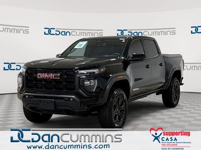 Used 2025 GMC Canyon Elevation w/ Convenience Package