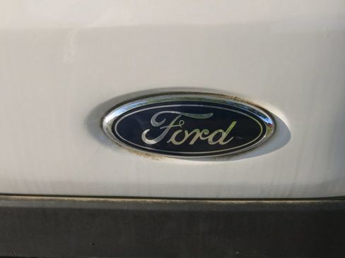 Used 2022 Ford Transit 250 Low Roof w/ Exterior Upgrade Package RWD image 9
