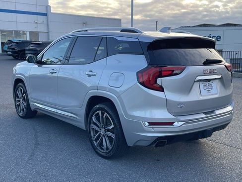 Used 2020 GMC Terrain Denali w/ Denali Premium Package image 12