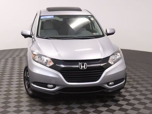 Certified 2018 Honda HR-V EX image 3