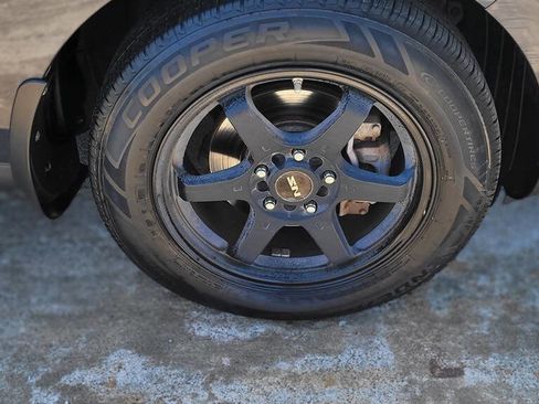 Used 2015 Kia Soul ! w/ Sun & Sound Package image 17