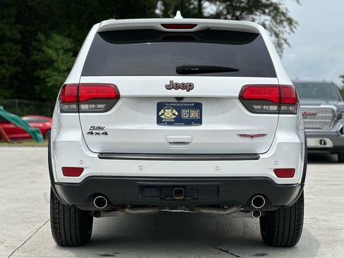 Used 2018 Jeep Grand Cherokee Trailhawk AWD/4WD image 6