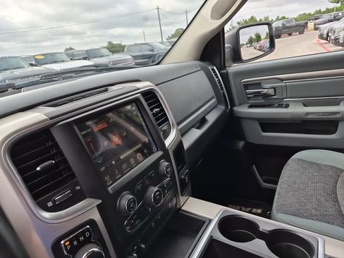 Used 2015 RAM 1500 Lone Star AWD/4WD image 28