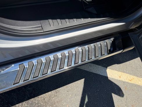 Used 2020 Ford F150 Lariat AWD/4WD image 32