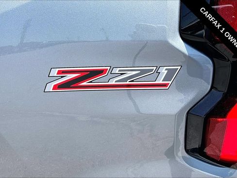 Used 2023 Chevrolet Colorado Z71 w/ Z71 Convenience Package 2 AWD/4WD image 24