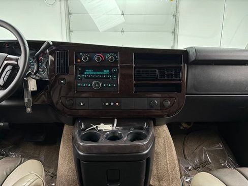 Used 2013 GMC Savana 1500 RWD image 27