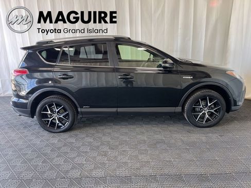 Used 2018 Toyota RAV4 SE w/ Advanced Technology Package AWD/4WD image 2