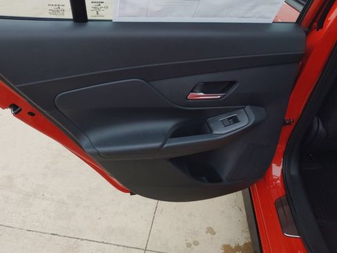 New 2026 Nissan Sentra SR w/ Floor Mat Package FWD image 9