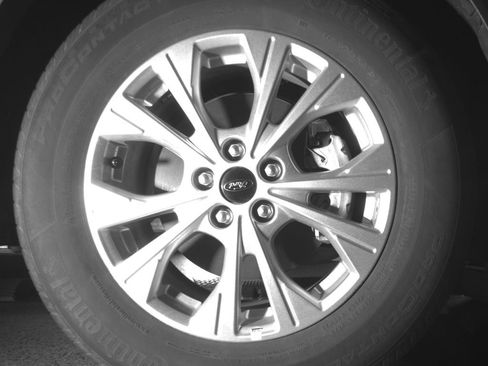 Used 2023 Ford Escape Active w/ Tech Pack #1 AWD/4WD image 9