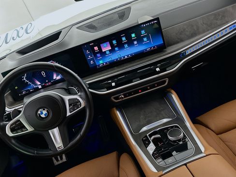 Used 2024 BMW X6 xDrive40i w/ Premium Package image 18