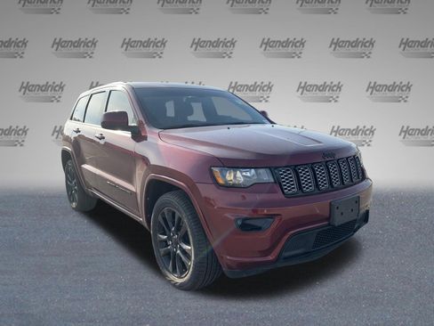 Certified 2021 Jeep Grand Cherokee Laredo X image 2