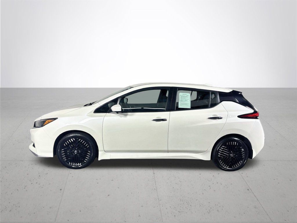 Used 2025 Nissan Leaf SV Plus FWD image 9