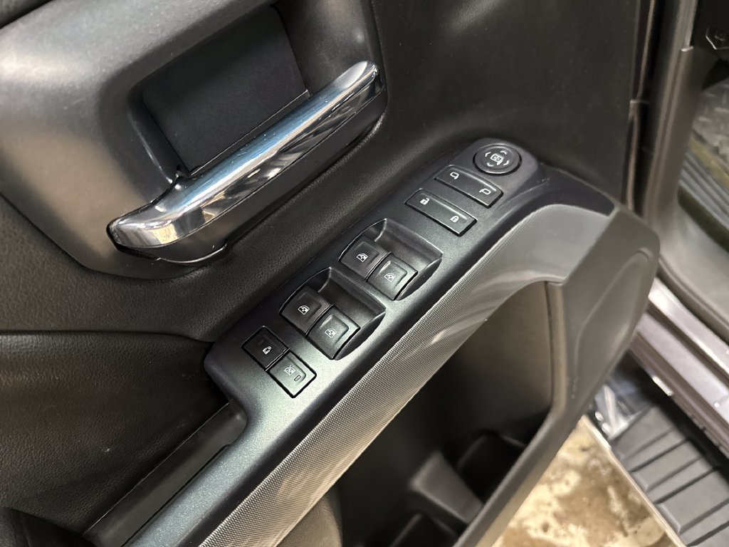 Used 2014 Chevrolet Silverado 1500 LT w/ All Star Edition AWD/4WD image 16