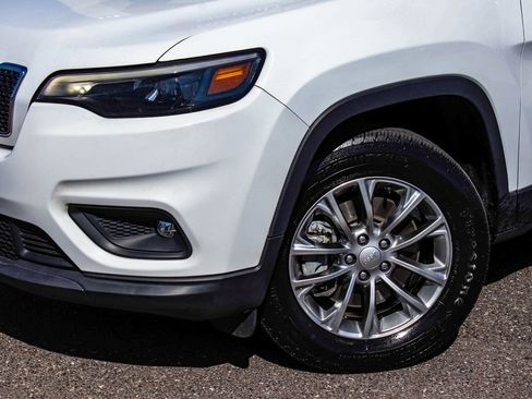 Used 2021 Jeep Cherokee Latitude Lux w/ Comfort/Convenience Group image 46