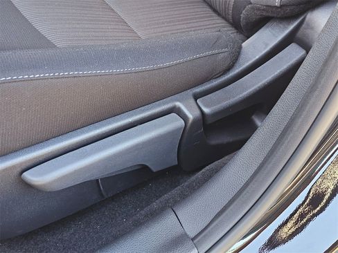 New 2025 Nissan Sentra SV w/ Trunk Package image 29