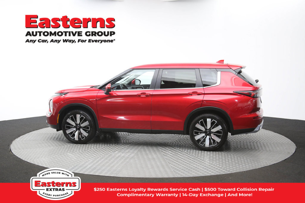Used 2025 Mitsubishi Outlander SE AWD/4WD image 63