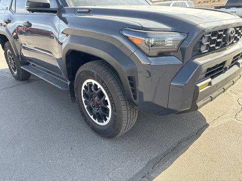 Used 2025 Toyota 4Runner TRD Off-Road Premium w/ Tow Technology Package AWD/4WD image 4