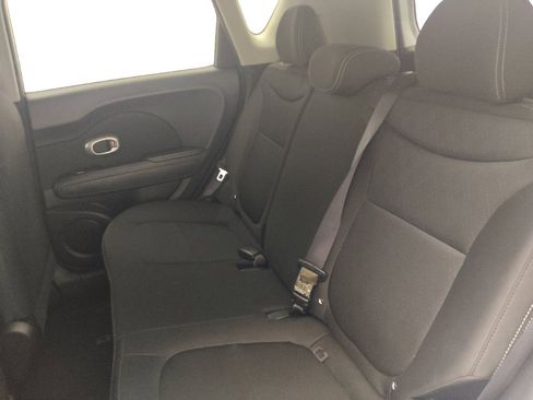 Used 2018 Kia Soul FWD image 18