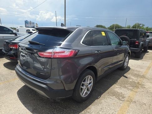 Used 2023 Ford Edge SEL AWD/4WD image 2