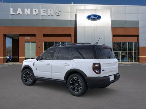 New 2025 Ford Bronco Sport Outer Banks w/ Outer Banks Tech Package+ AWD/4WD image 4