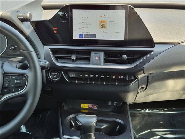 Used 2024 Lexus UX 250h F Sport FWD image 14