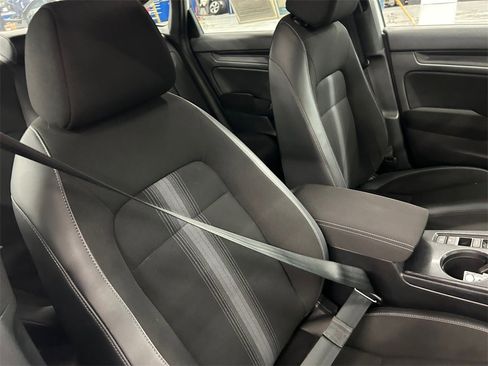 Used 2022 Honda Civic Sport image 19