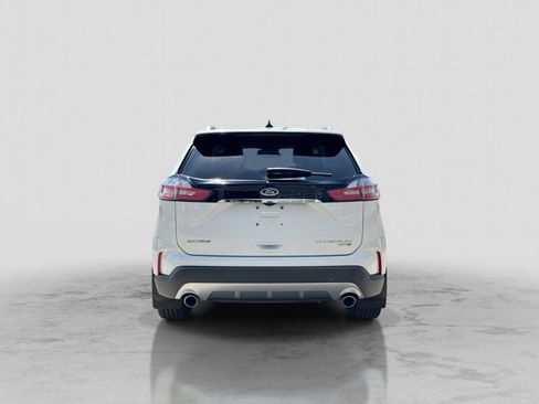 Used 2020 Ford Edge Titanium AWD/4WD image 7