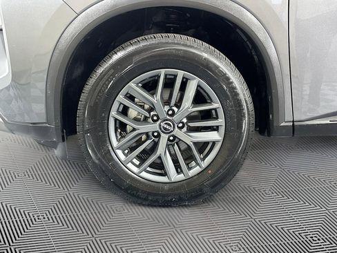 Used 2023 Nissan Rogue S FWD image 29