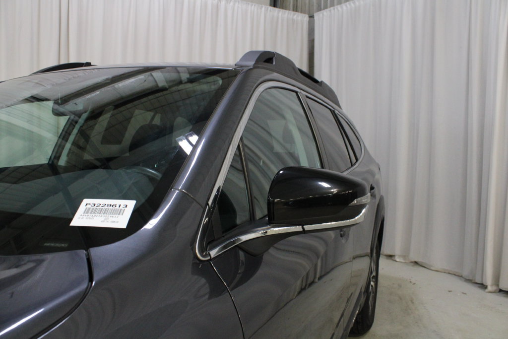 Used 2024 Subaru Outback Premium AWD/4WD image 34