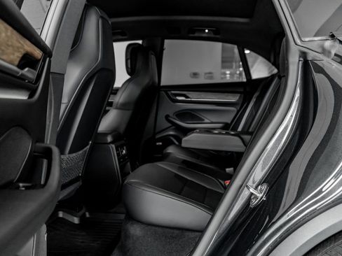 Certified 2024 Porsche Macan 4 Electric image 21