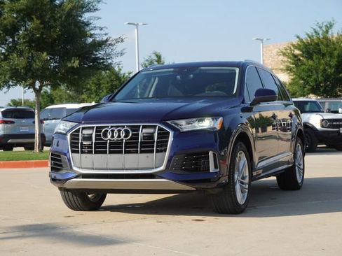 Used 2022 Audi Q7 3.0T Premium Plus w/ Premium Plus Package AWD/4WD image 3