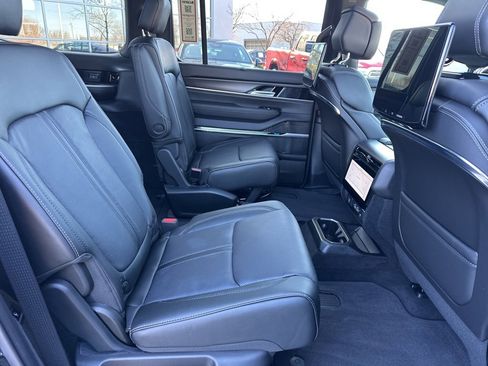 New 2026 Jeep Grand Wagoneer Summit image 53