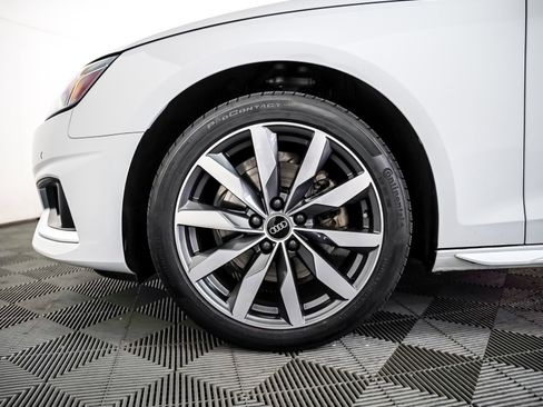 Used 2023 Audi A4 2.0T Premium w/ Convenience Package image 6