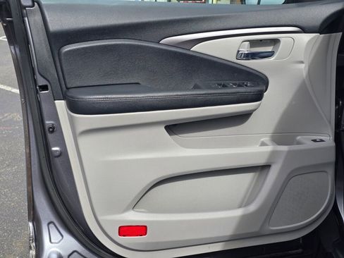 Used 2016 Honda Pilot EX image 22
