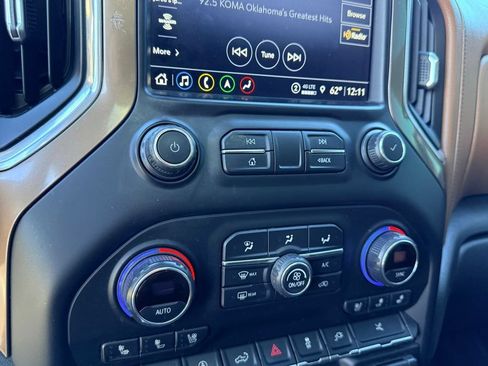Used 2021 Chevrolet Silverado 1500 High Country w/ Technology Package AWD/4WD image 29