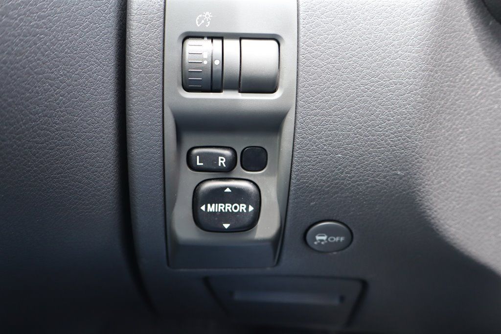 Used 2008 Subaru Impreza WRX Sedan AWD/4WD image 38