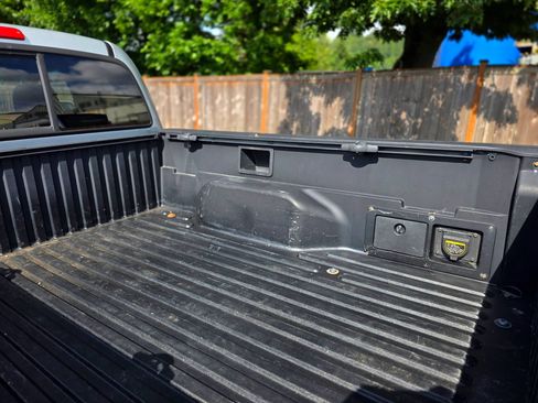 Used 2006 Toyota Tacoma 4x4 Access Cab V6 image 54