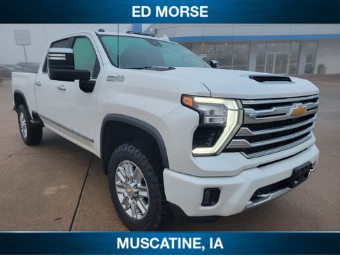 Used 2024 Chevrolet Silverado 2500 High Country w/ Technology Package image 1